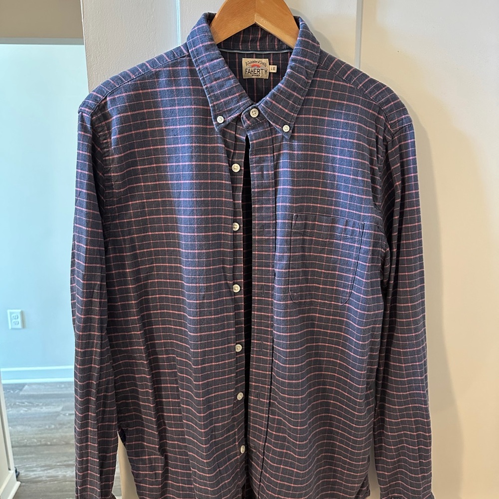 Faherty Navy Button-Down Shirt with Pink Windowpane Plaid